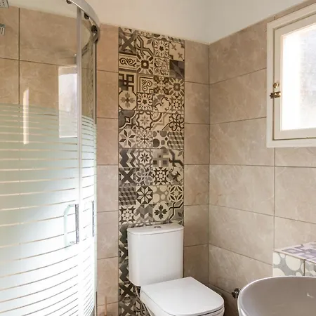 Maisonette Elena Semesterbostad *
